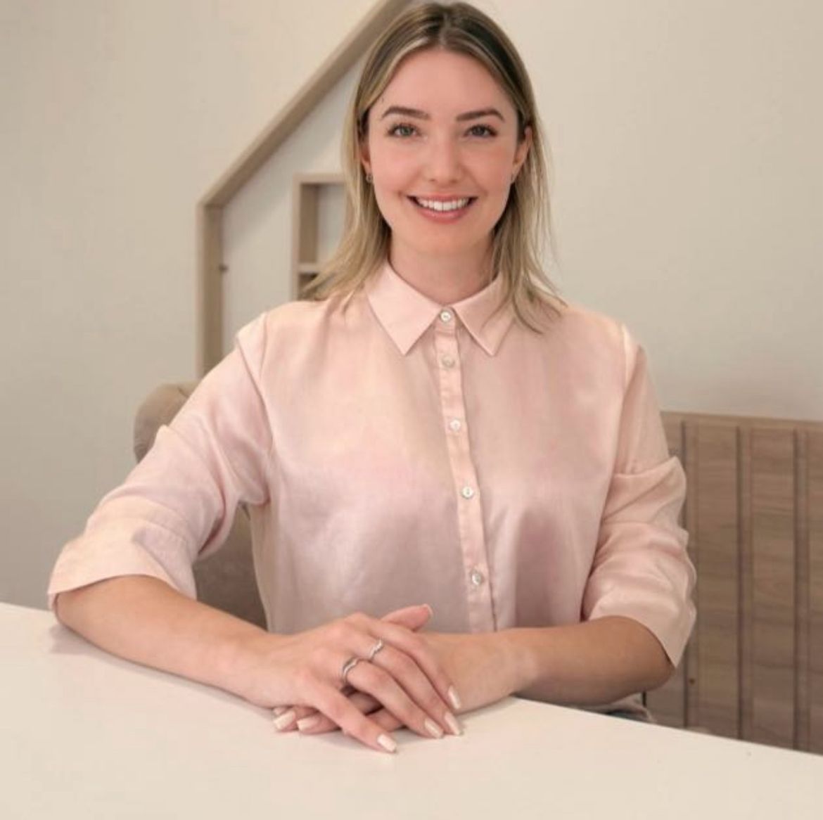 Liésnen Dal Mora, fonoaudióloga especialista em linguagem infantil e fundadora da Viver em Voz
